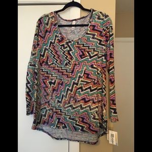 NWT Large Lularoe Lynnae top